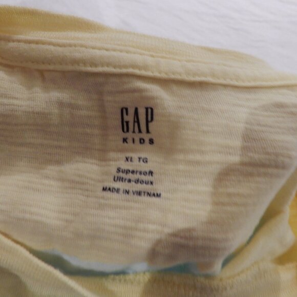 GAP New Girl's Organic Cotton Tee - Picture 4 of 4